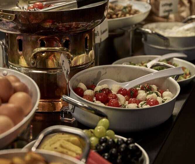 Fotos del hotel Sir Adam:  2