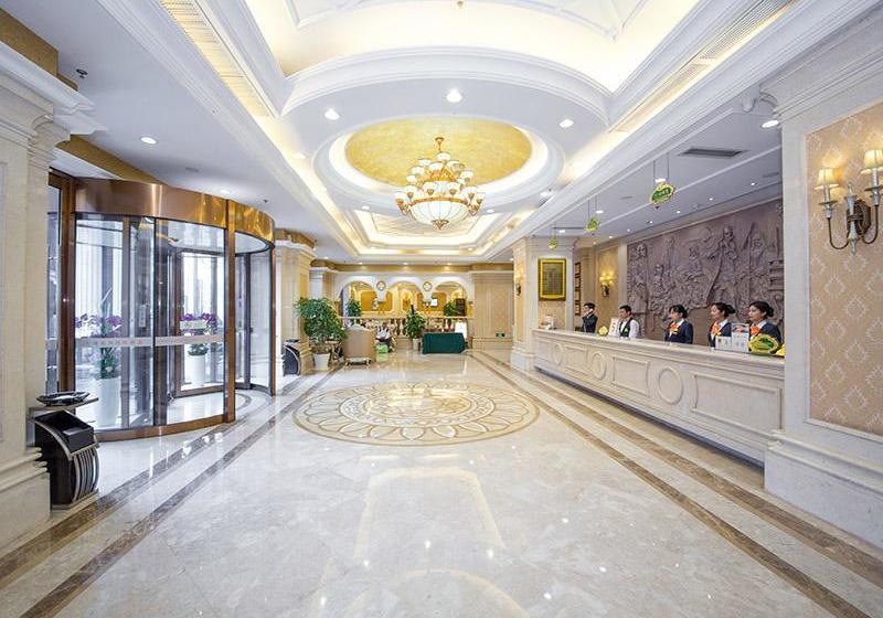 Fotos del hotel Vienna Hotels:  3