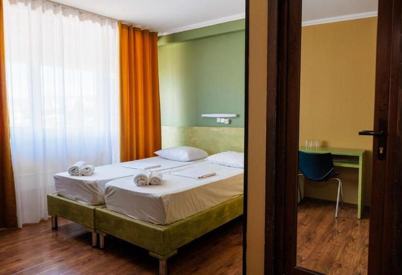 Fotos del hotel Tbilisi Central By Mgzavrebi:  22