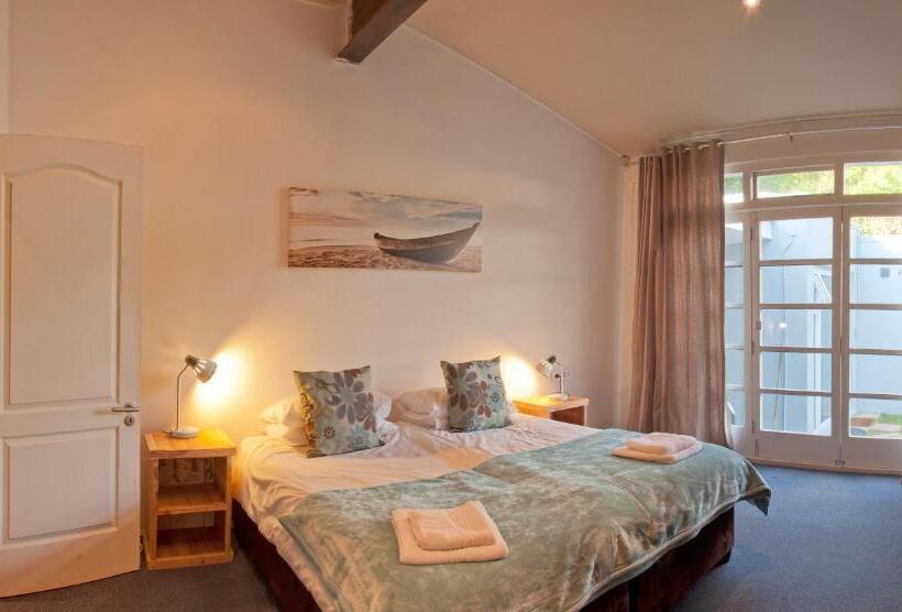 Fotos del hotel Atlantic Point Backpackers:  22