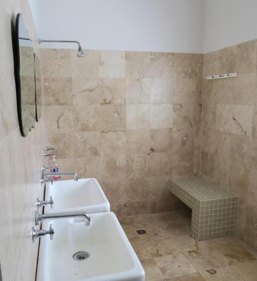 Fotos del hotel Atlantic Point Backpackers:  2