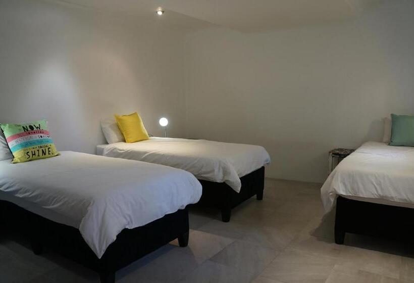 Fotos del hotel Atlantic Point Backpackers:  12