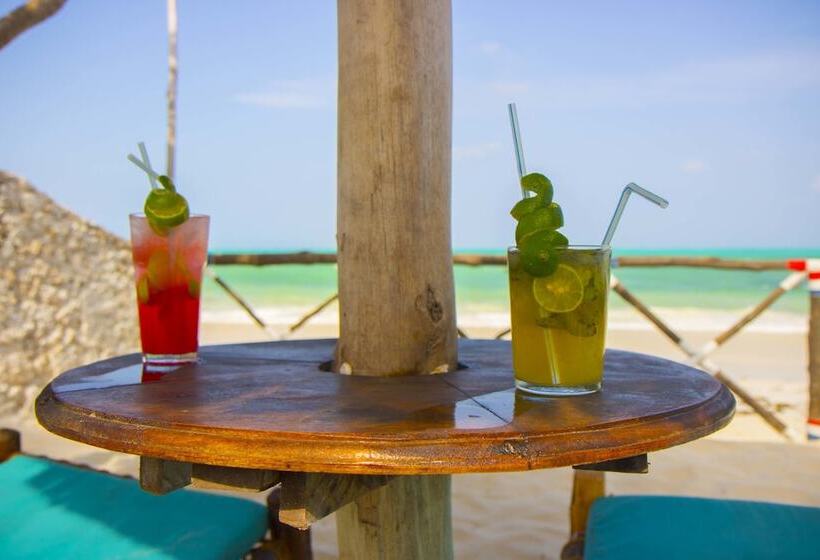 Fotos del hotel Blue Reef Sport And Fishing Lodge & Bungalows:  2