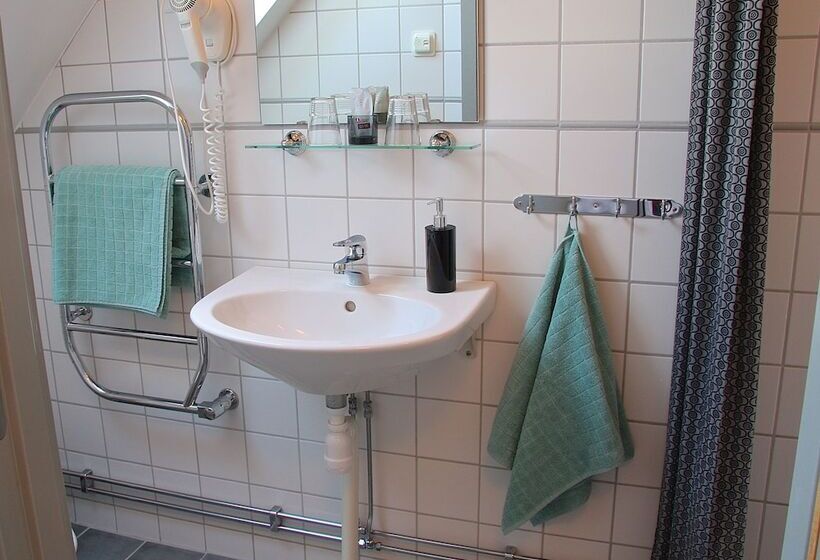 Fotos del hotel L Oskar:  8