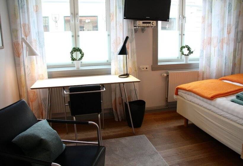 Fotos del hotel L Oskar:  16