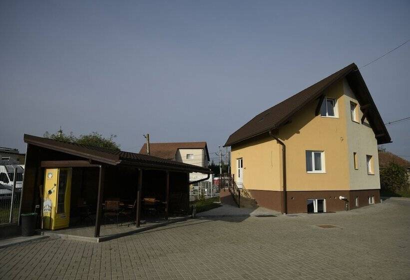 Fotos del hotel Pensiunea Zbor:  7