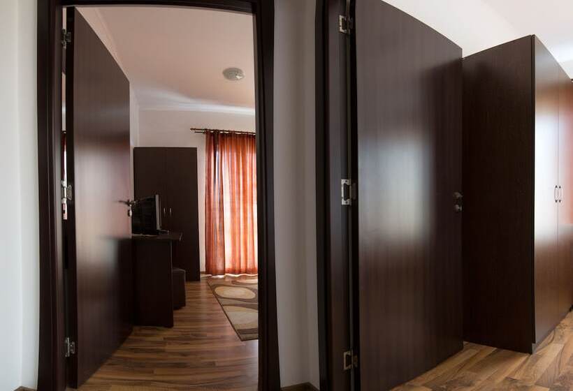 Fotos del hotel Pensiunea Zbor:  22