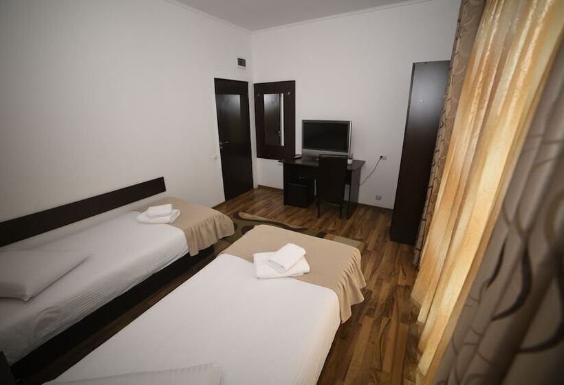 Fotos del hotel Pensiunea Zbor:  18