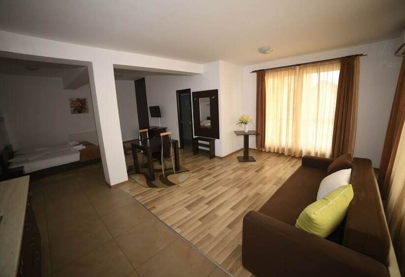 Fotos del hotel Pensiunea Zbor:  24