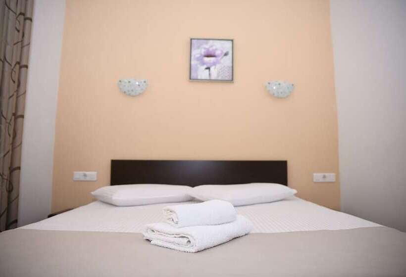 Fotos del hotel Pensiunea Zbor:  10