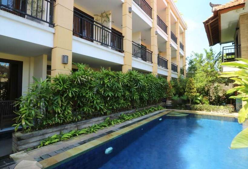 Fotos del hotel Kondra Premiere Guest House:  7