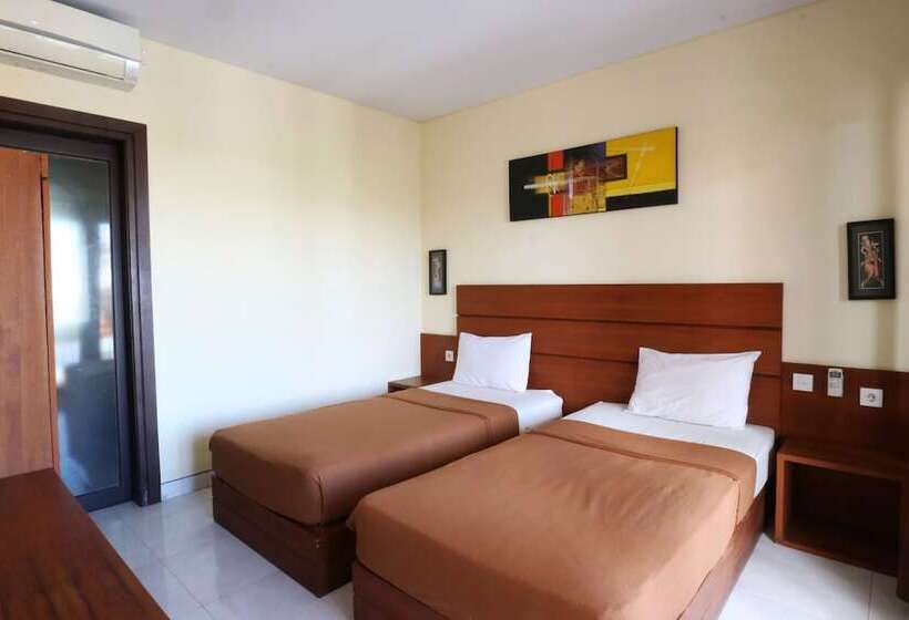 Fotos del hotel Kondra Premiere Guest House:  2