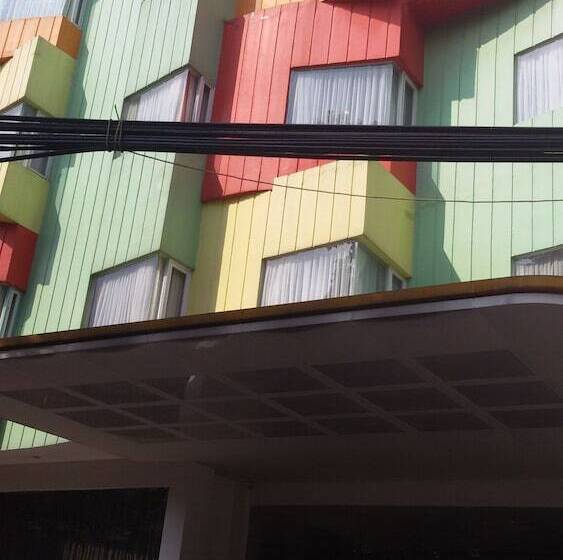 Fotos del hotel N3  Zainul Arifin:  14