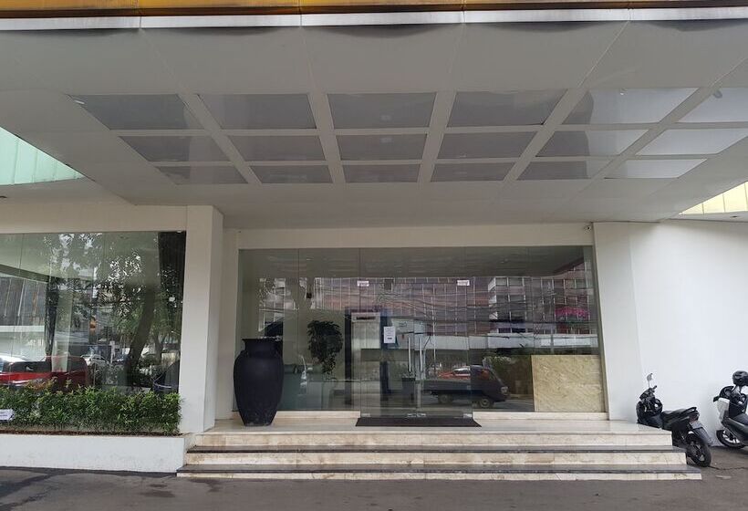 Fotos del hotel N3  Zainul Arifin:  13