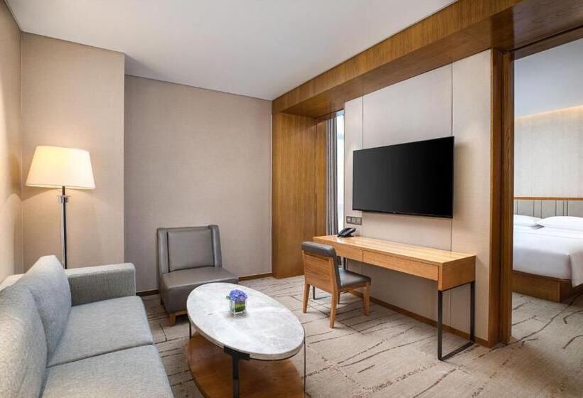 Four Points By Sheraton Shanghai, Kangqiao