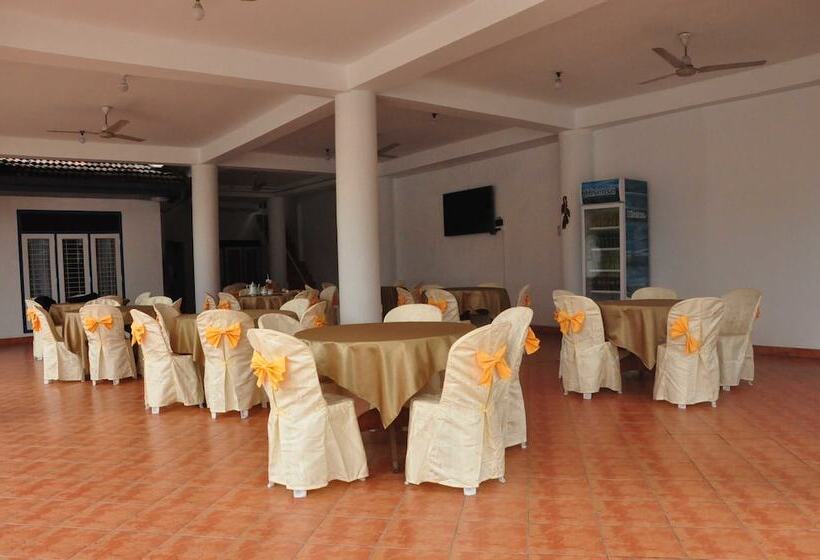 Fotos del hotel Crescent Resort:  4