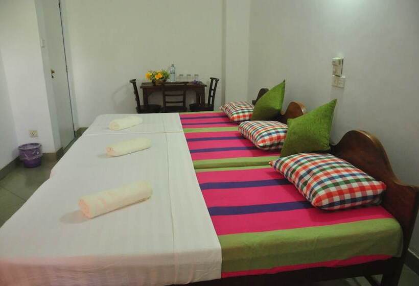 Fotos del hotel Crescent Resort:  9