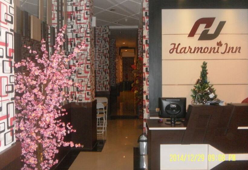 Fotos del hotel Harmoni Inn Hotel Makassar:  8