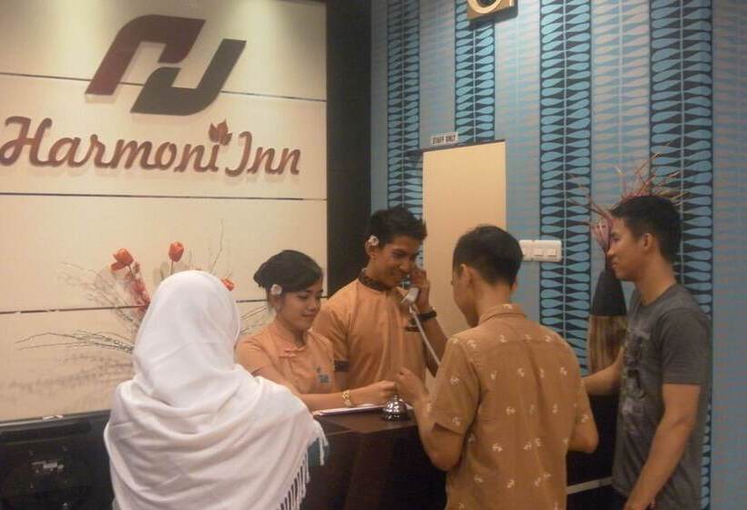 Fotos del hotel Harmoni Inn Hotel Makassar:  13