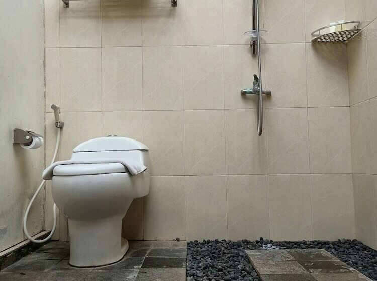 Fotos del hotel Cempaka Villa Ii:  9