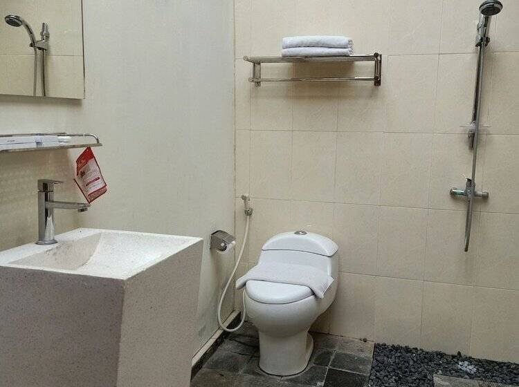 Fotos del hotel Cempaka Villa Ii:  5