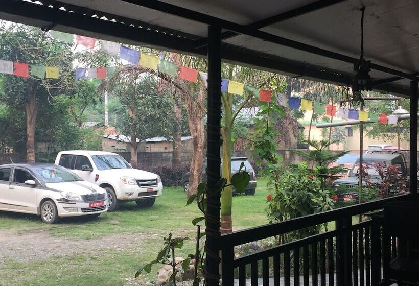 Fotos del hotel Chautari Garden Resort:  22