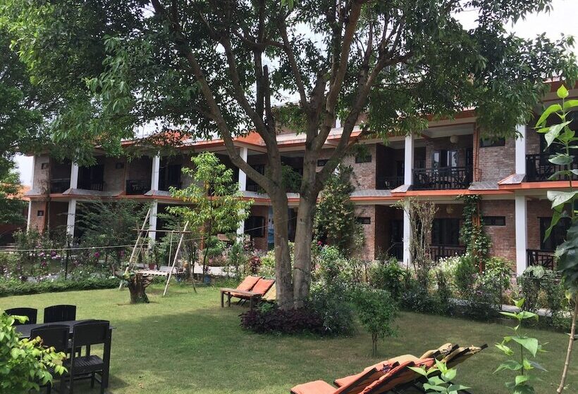 Fotos del hotel Chautari Garden Resort:  9