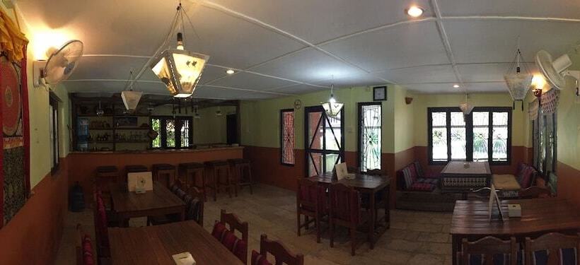 Fotos del hotel Chautari Garden Resort:  13