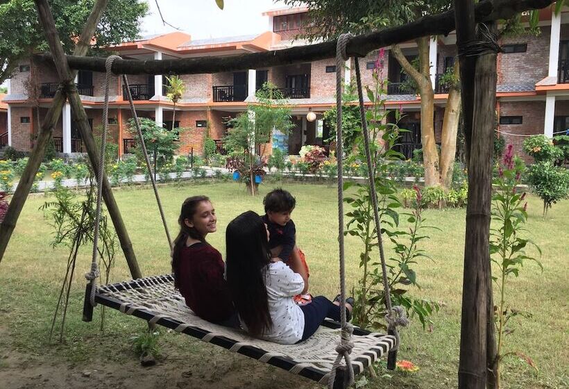 Fotos del hotel Chautari Garden Resort:  25