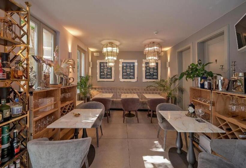 Fotos del hotel Heritage Hotel 19:  11