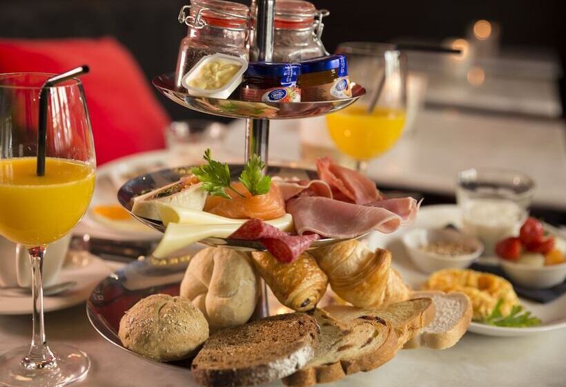 Fotos del hotel Le Theatre:  2