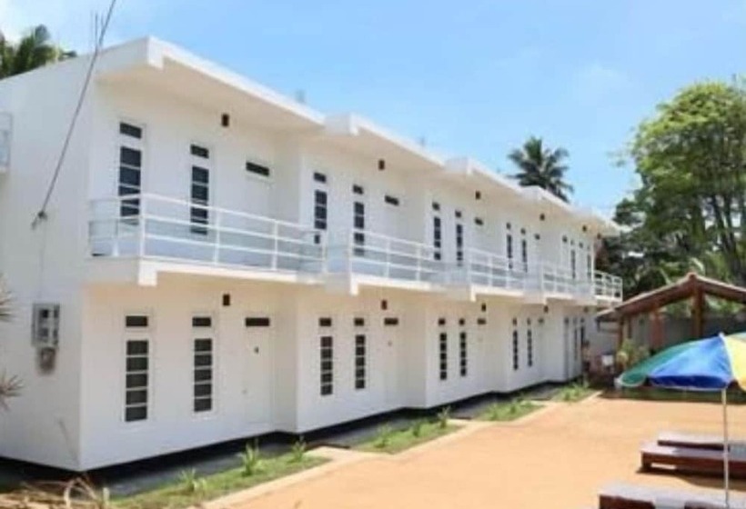 Fotos del hotel The Surfer Sri Lanka - Surf Camp:  2