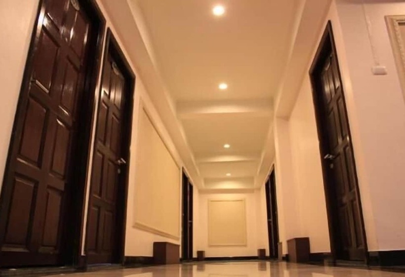 Fotos del hotel Maleez Lodge:  12