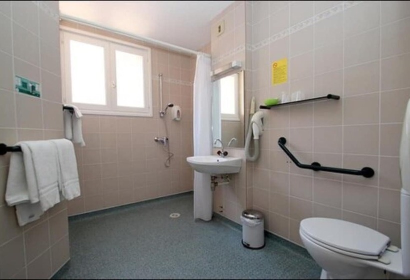 Fotos del hotel Hôtel Peyramale:  7