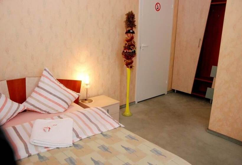 Fotos del hotel Guest House Lt:  25