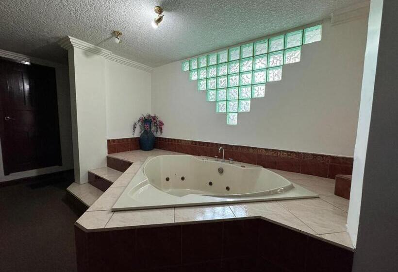 Fotos del hotel Suites Gonzalez Suarez Eco Tech:  2