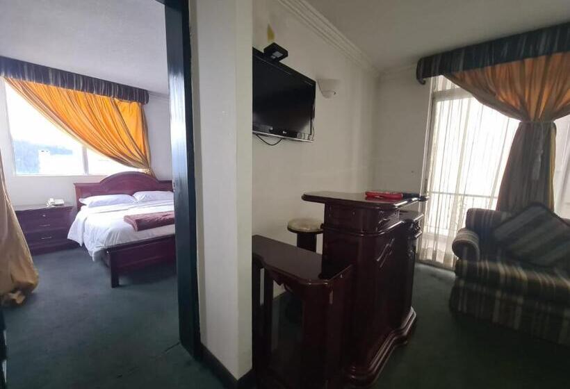 Fotos del hotel Suites Gonzalez Suarez Eco Tech:  16