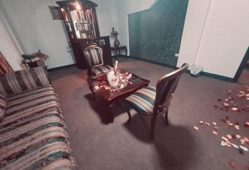 Fotos del hotel Suites Gonzalez Suarez Eco Tech:  22