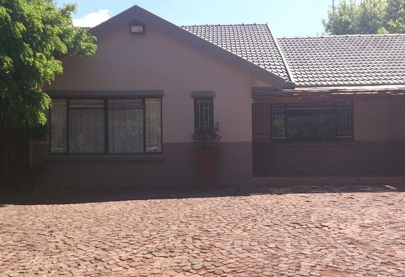 Fotos del hotel Brebner House:  6