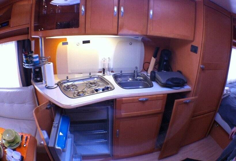 Fotos del hotel Guesthouse Bjarney:  4