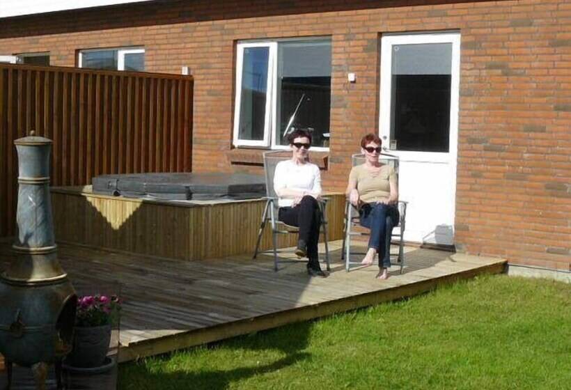 Fotos del hotel Guesthouse Bjarney:  3