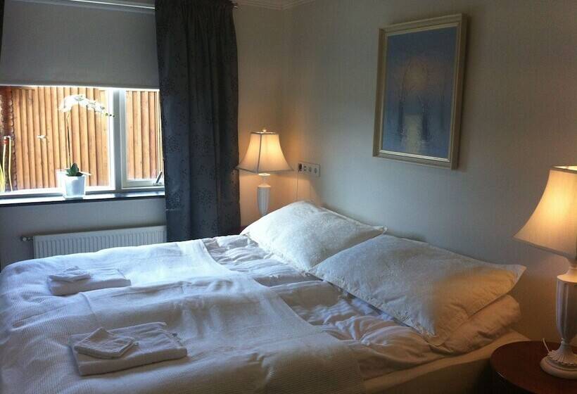 Fotos del hotel Guesthouse Bjarney:  17