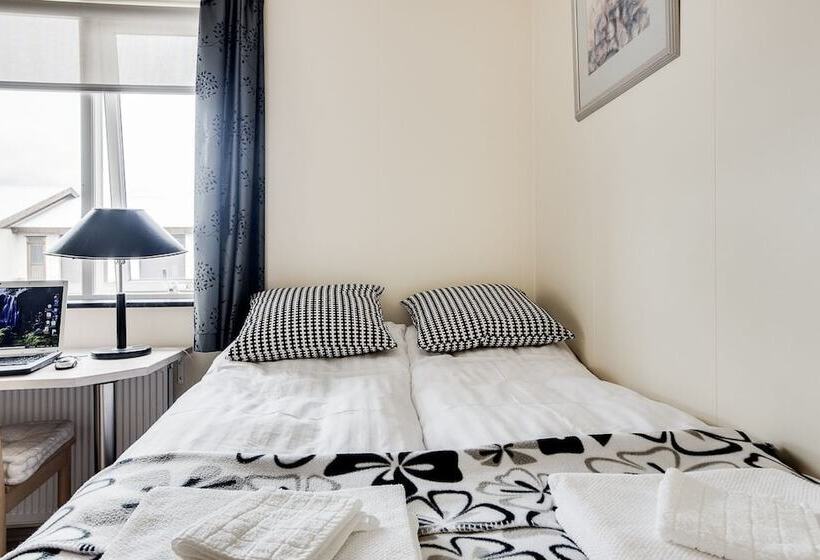 Fotos del hotel Guesthouse Bjarney:  25