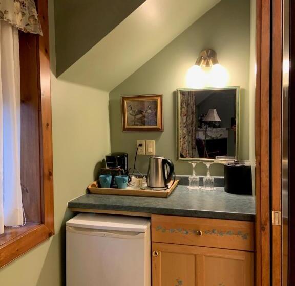 Fotos del hotel Weatherpine Inn:  3