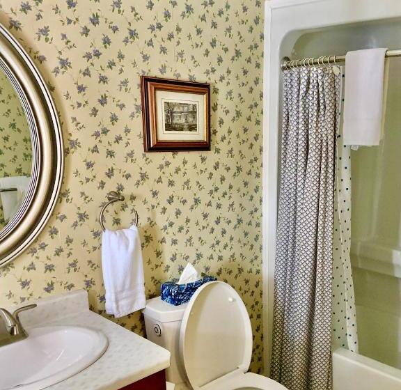 Fotos del hotel Weatherpine Inn:  4