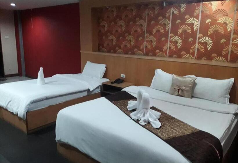 Fotos del hotel New Pind Balluchi Inn:  13