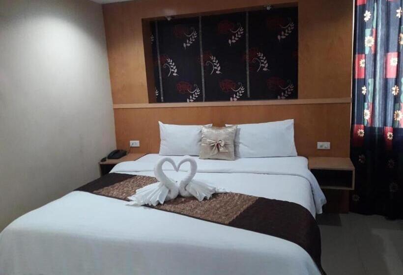 Fotos del hotel New Pind Balluchi Inn:  17