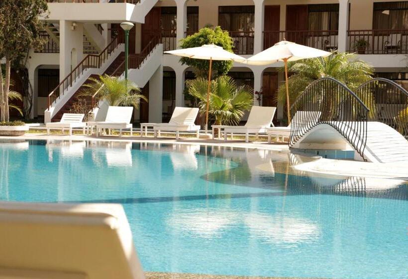 Fotos del hotel Villa De Valverde:  16