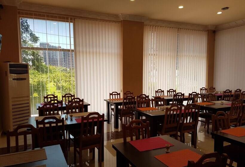 Fotos del hotel Royal Palace:  9