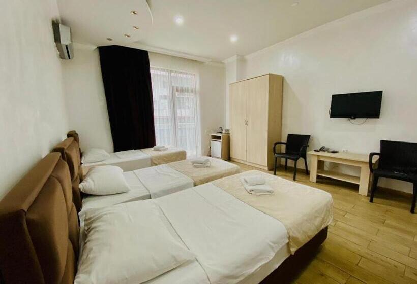 Fotos del hotel Royal Palace:  2